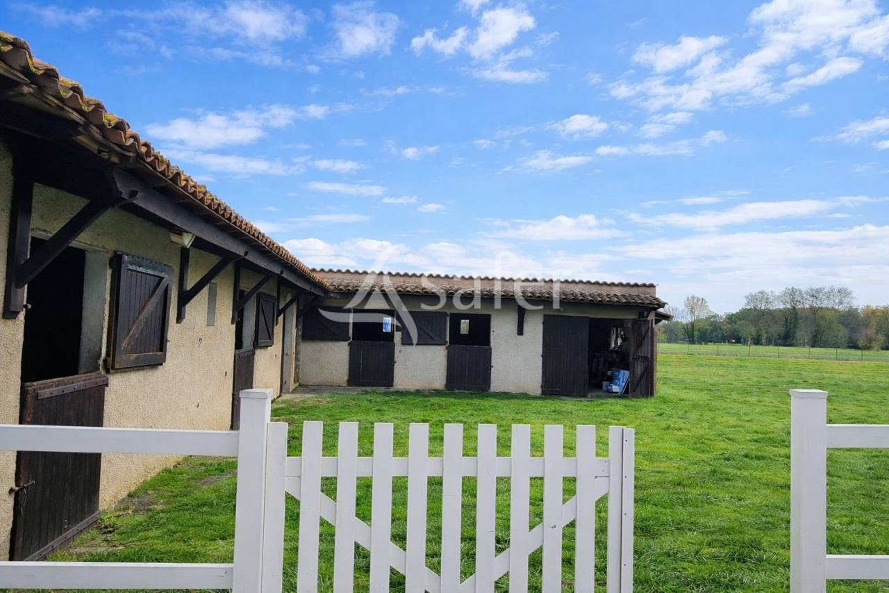 Propriet&agrave; rurale In vendita tarn