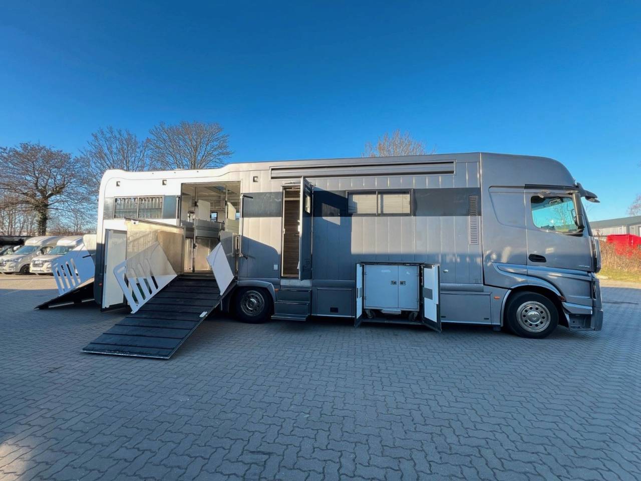 Camion per Cavalli Mercedes MERCEDES-BENZ 0 Occasione