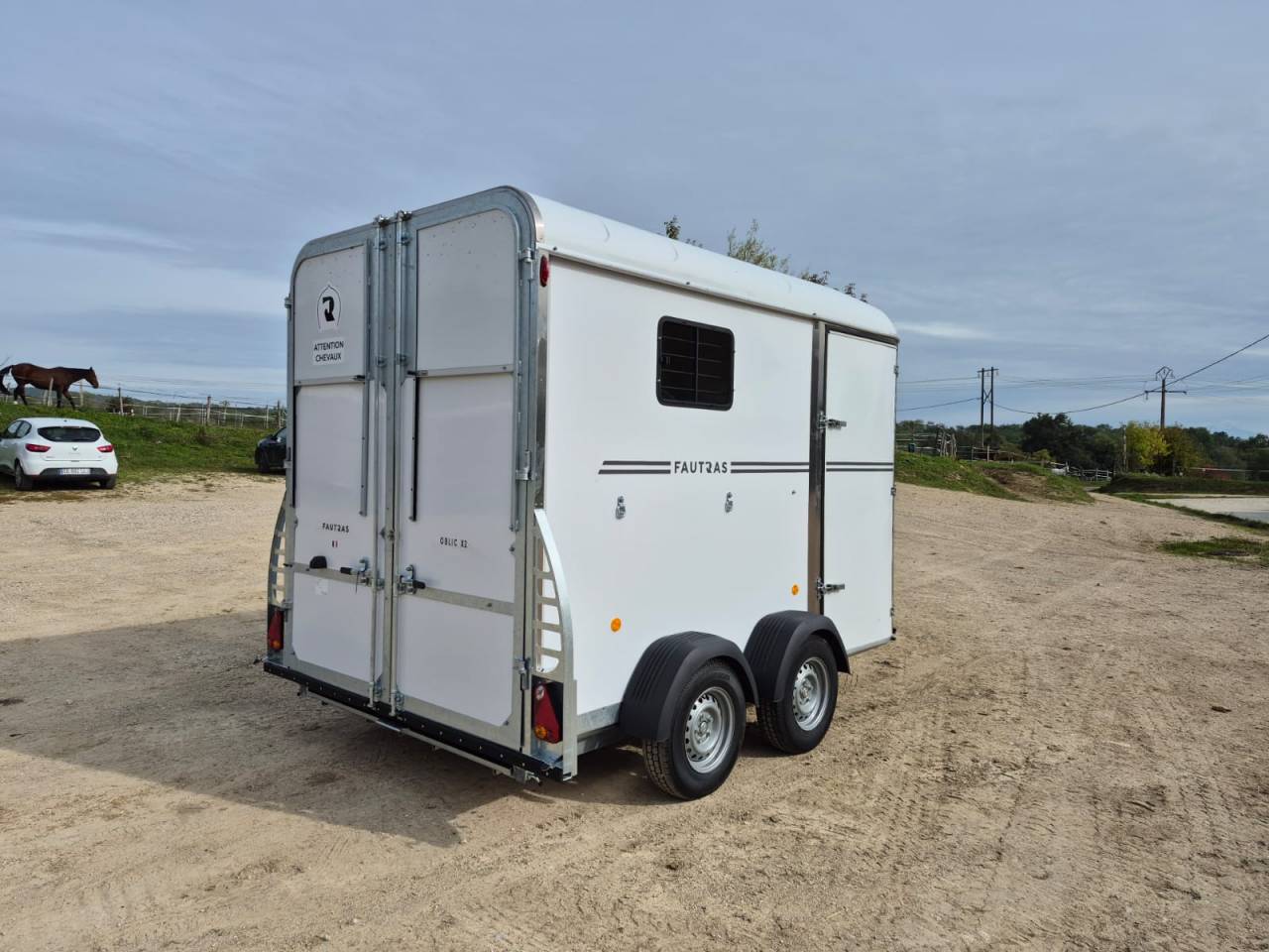 Trailer Fautras Oblic X2 2 Cavalli 2026 Nuovo
