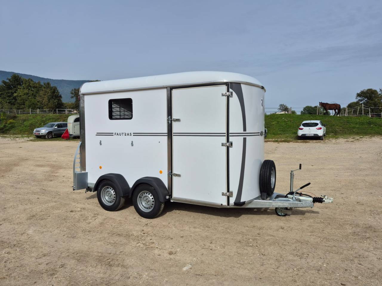 Trailer Fautras Oblic X2 2 Cavalli 2026 Nuovo