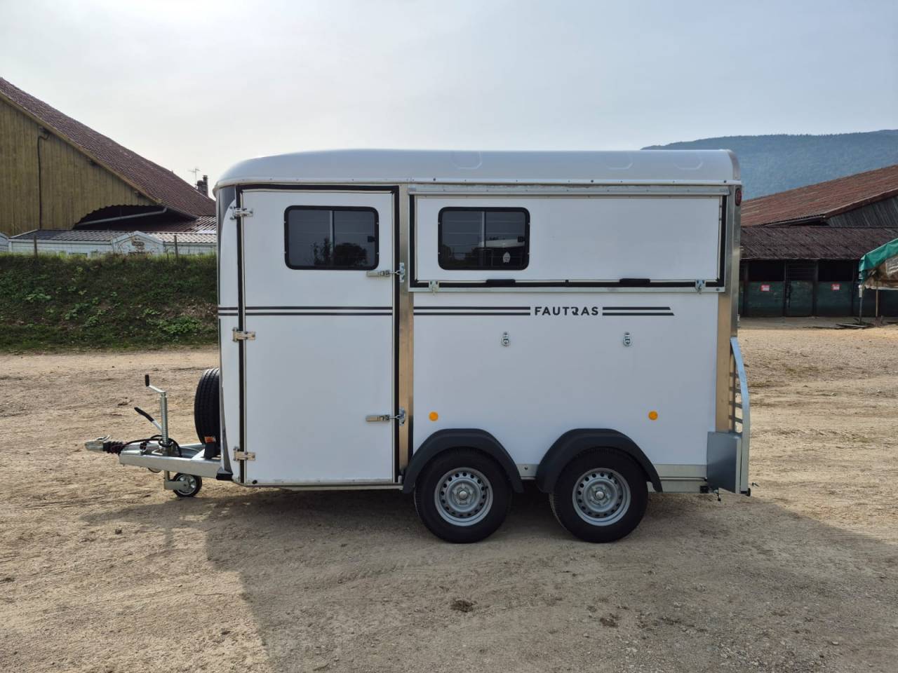 Trailer Fautras Oblic X2 2 Cavalli 2026 Nuovo