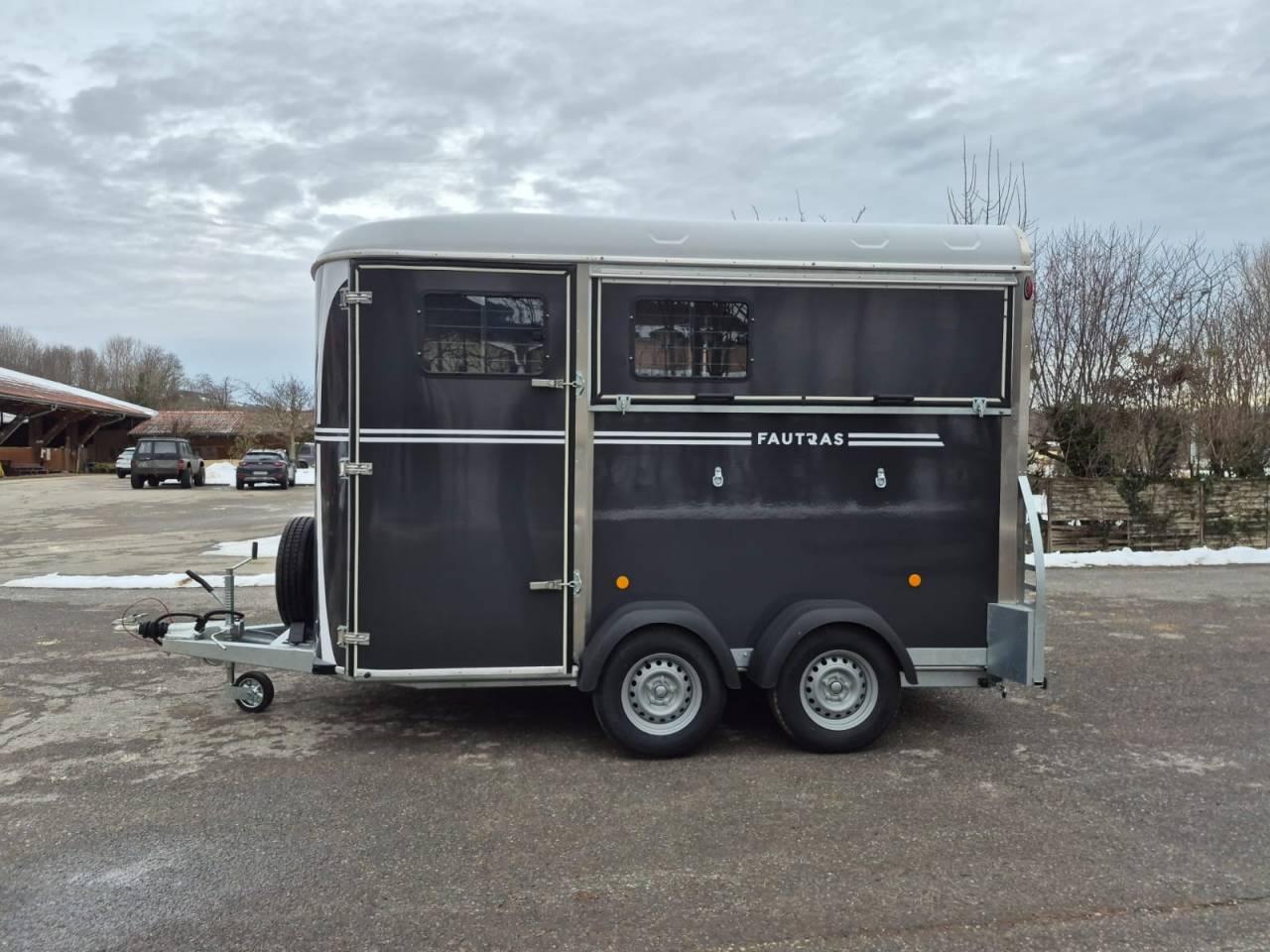 Trailer Fautras Oblic X2 2 Cavalli 2026 Nuovo