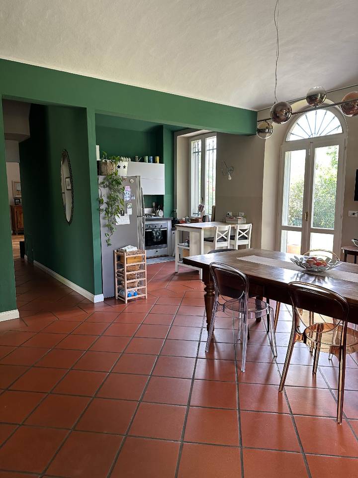 Propriet&agrave; con strutture per attivit&agrave; equestri