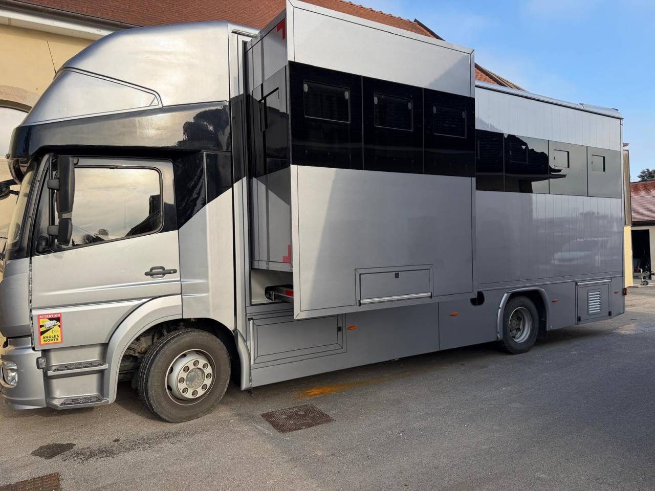 Camion per Cavalli Mercedes MERCEDES-BENZ 0 Occasione