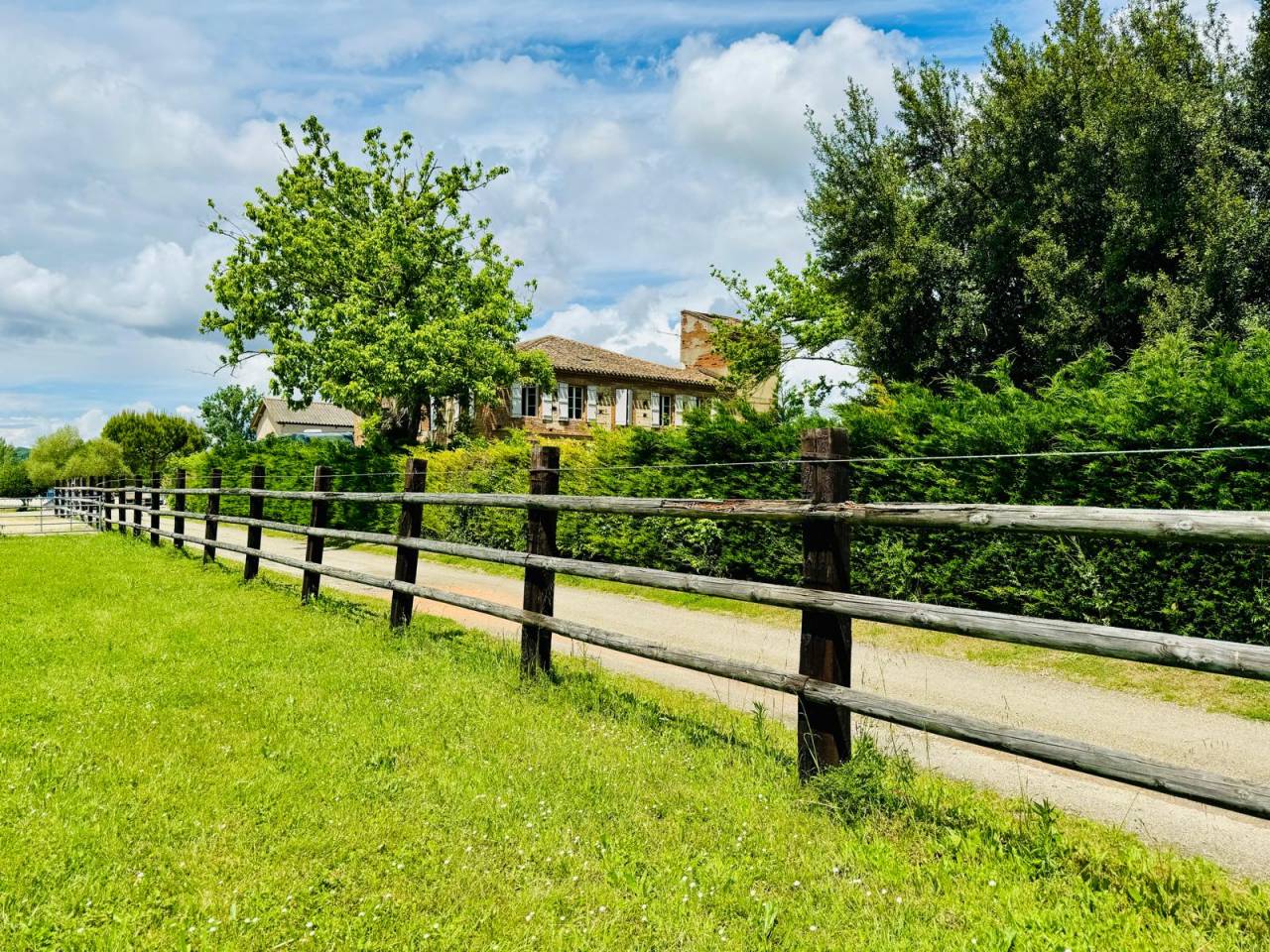 Propriet&agrave; equestre In vendita Tarn-et-Garonne