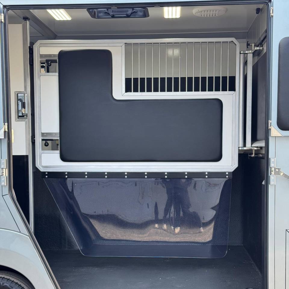 Van per Cavalli AKX 5stalles 2023 Occasione