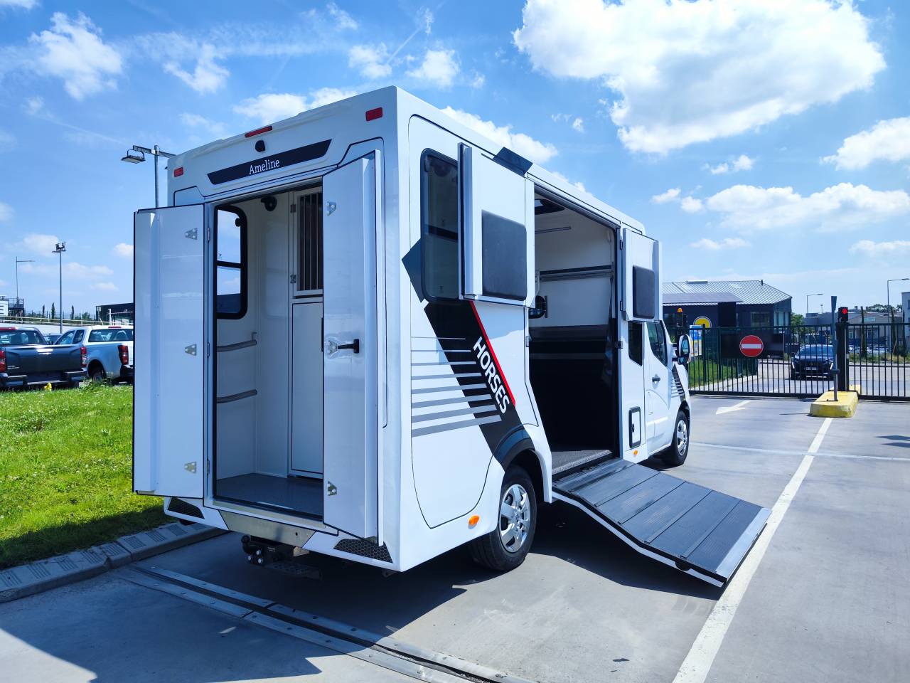 Van per Cavalli Ameline HARAS  2026 Occasione