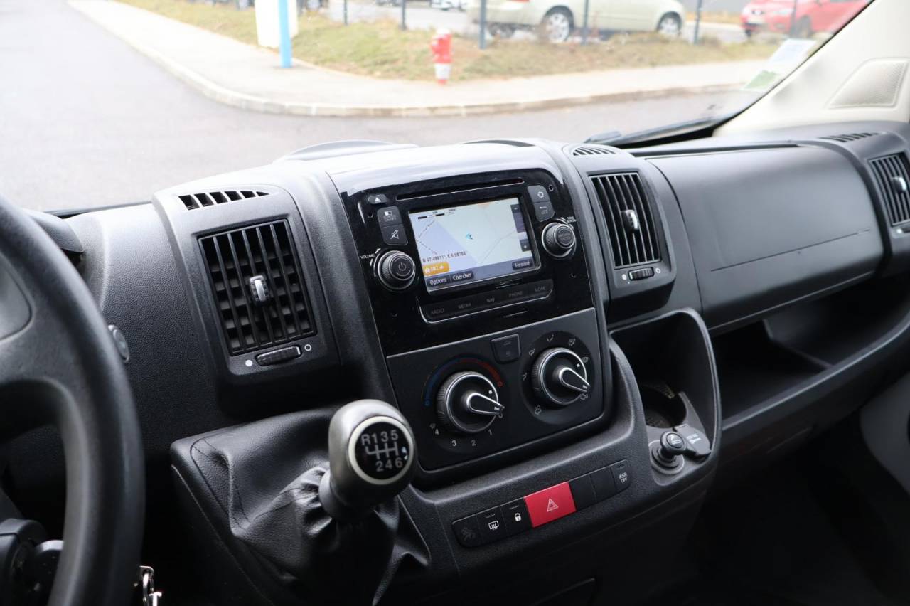 Van per Cavalli Theault THEAULT PROTEO 3.0 180CH 2015 Occasione