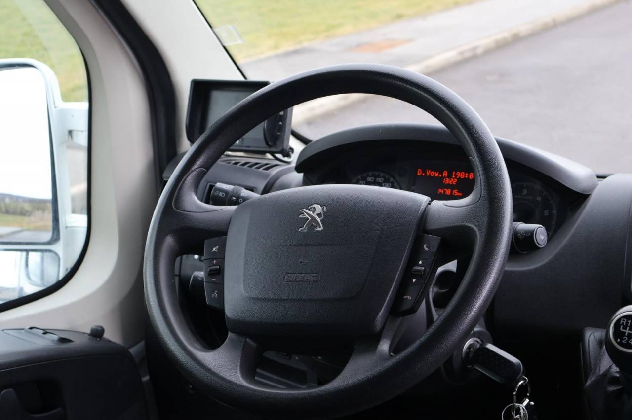 Van per Cavalli Theault THEAULT PROTEO 3.0 180CH 2015 Occasione