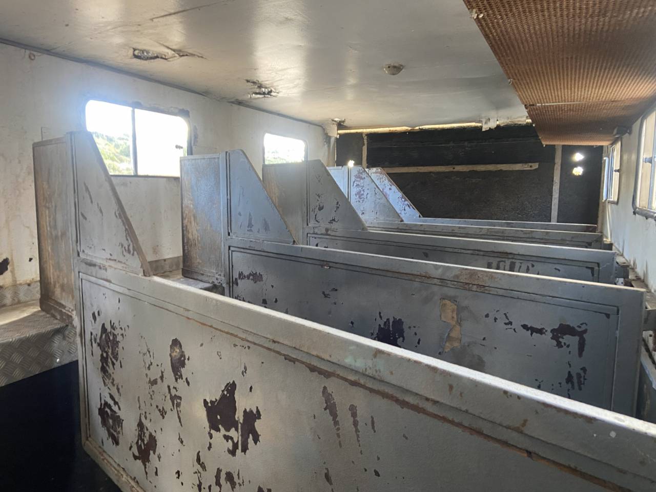 Camion per Cavalli Renault G230 1992 Occasione