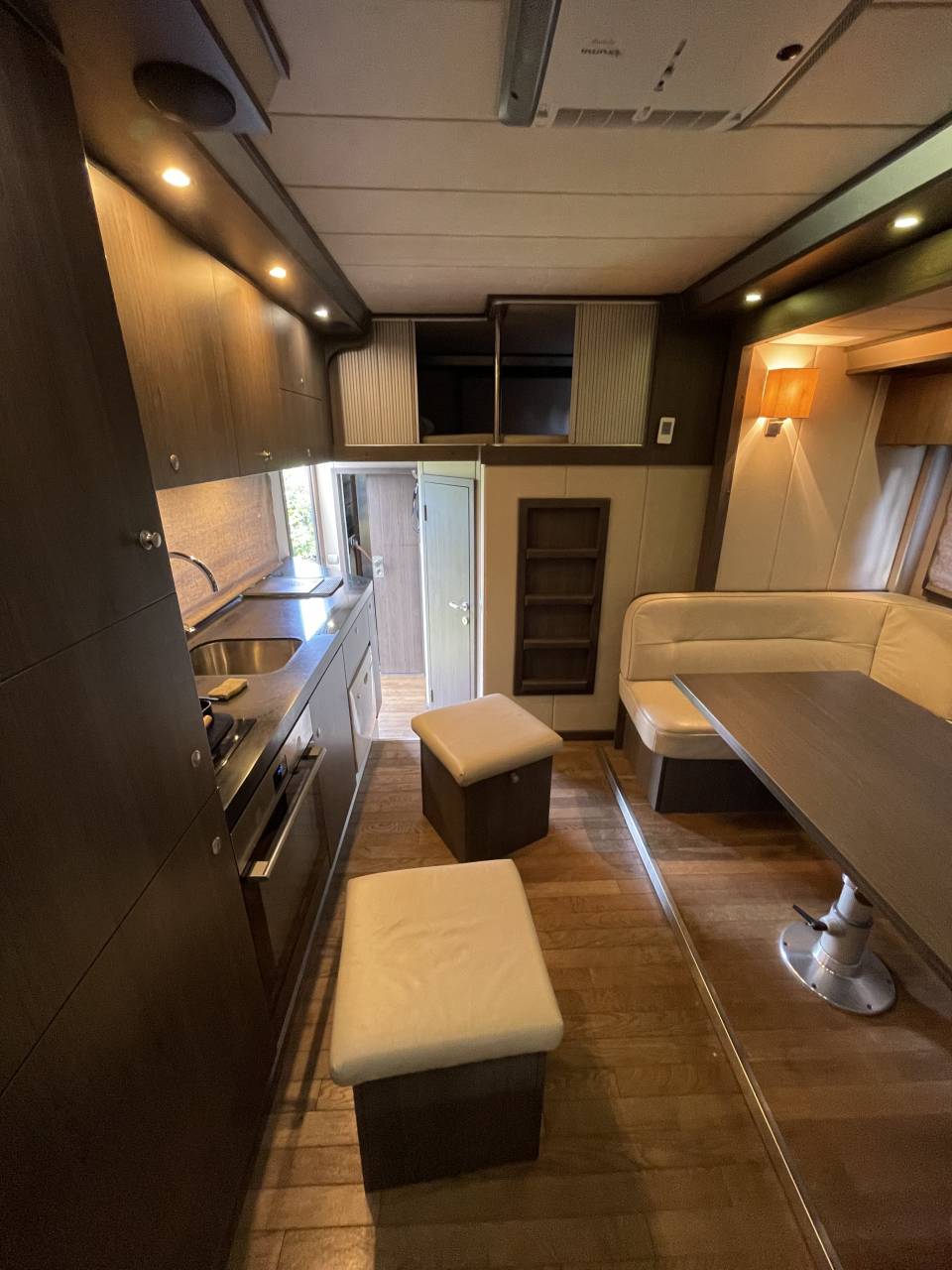 Camion per Cavalli Scania P380 2009 Occasione