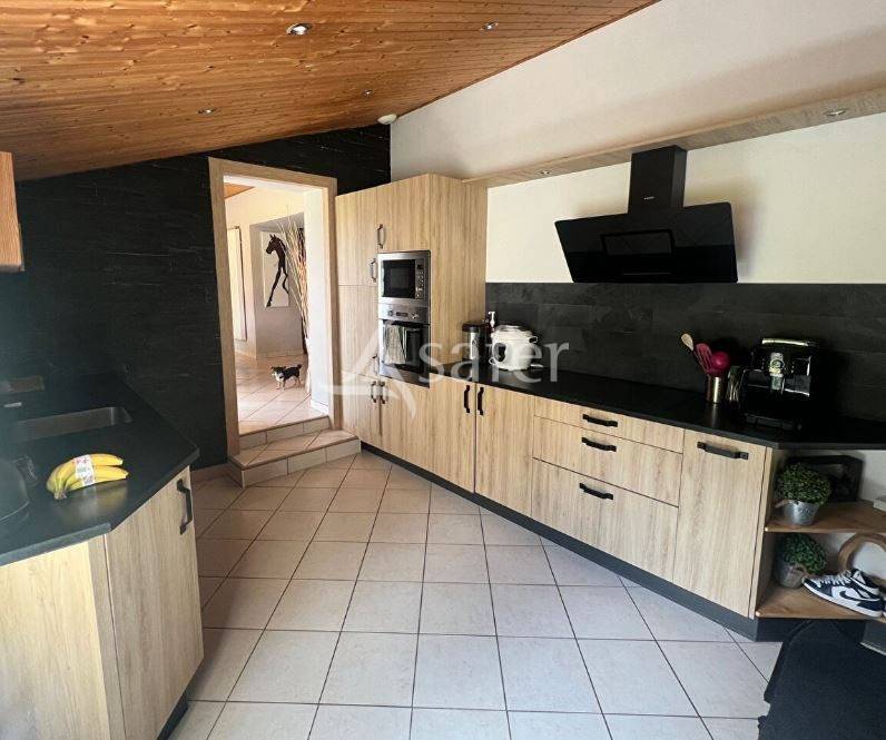 Propriet&agrave; rurale In vendita Vend&eacute;e