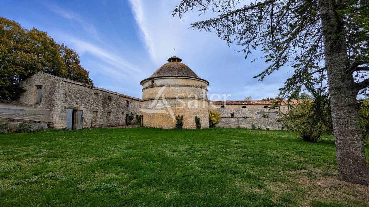 Propriet&agrave; rurale In vendita Deux-S&egrave;vres