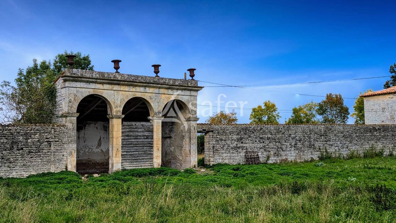 Propriet&agrave; rurale In vendita Deux-S&egrave;vres