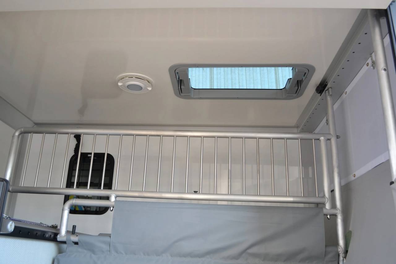 Van per Cavalli Altra marca PEUGEOT 0 Nuovo