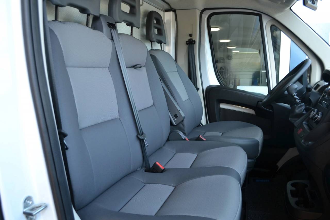 Van per Cavalli Altra marca PEUGEOT 0 Nuovo