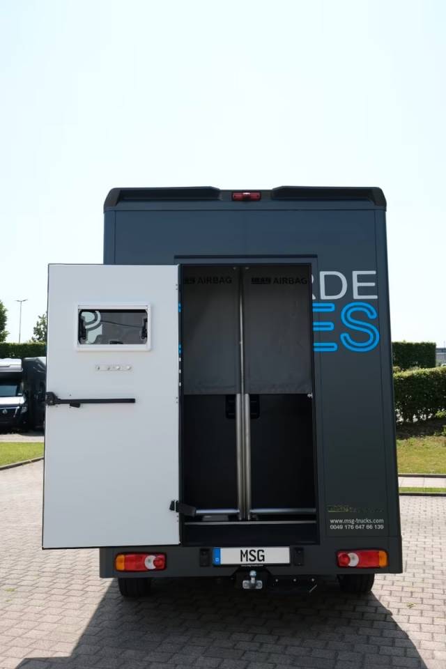 Van per Cavalli Altra marca PEUGEOT 0 Nuovo