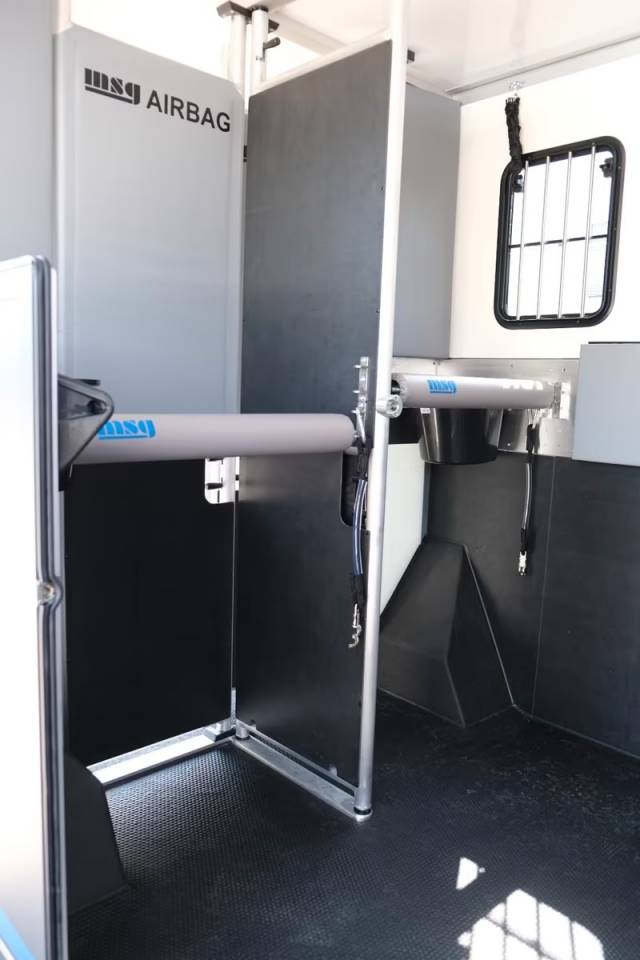 Van per Cavalli Altra marca PEUGEOT 0 Nuovo