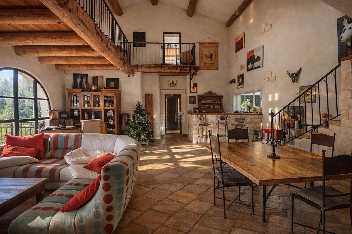 Propriet&agrave; equestre In vendita H&eacute;rault