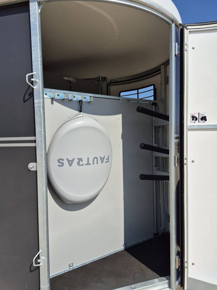 Trailer Fautras oblic +3 3 Cavalli 2026 Nuovo