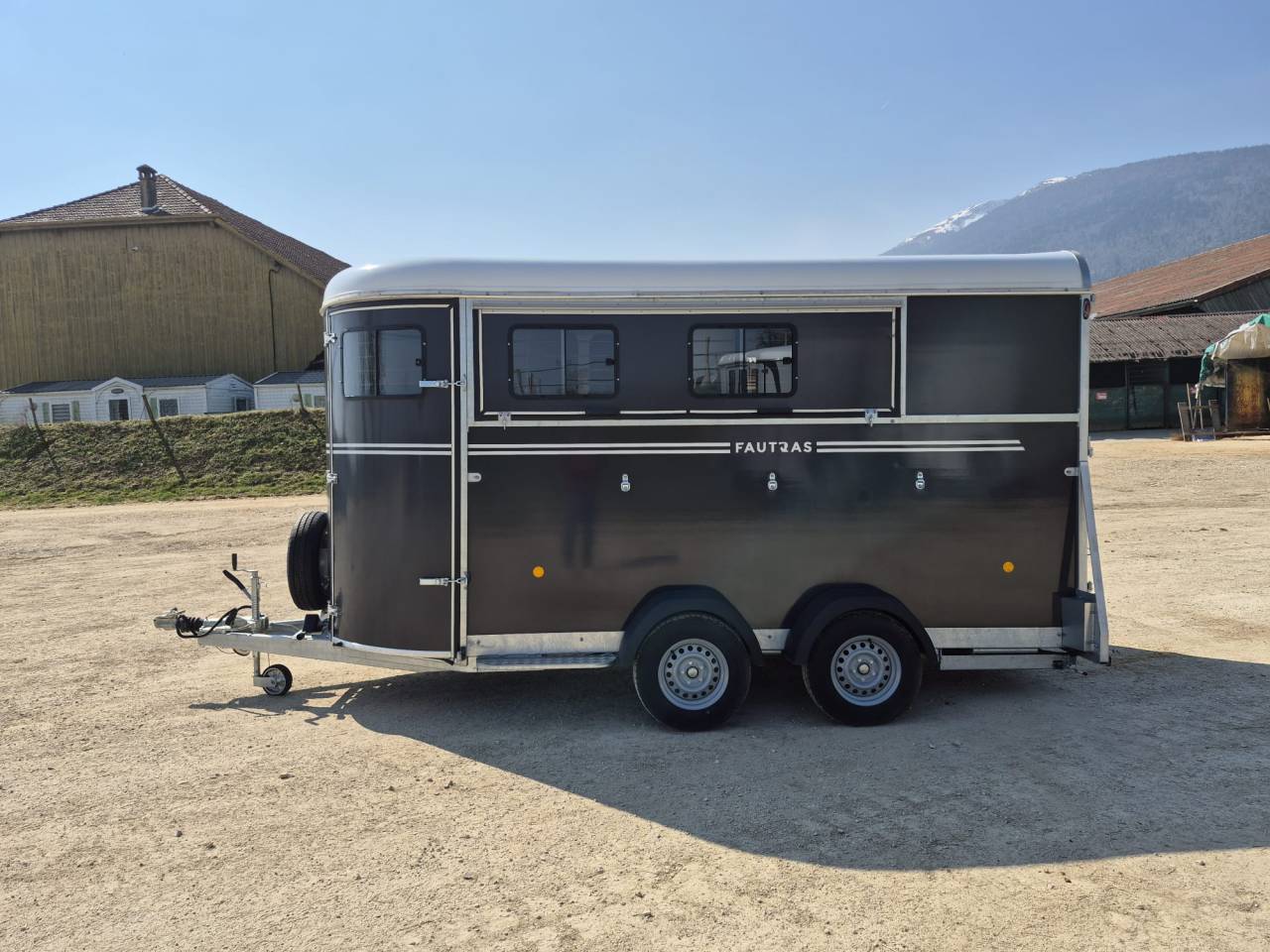 Trailer Fautras oblic +3 3 Cavalli 2026 Nuovo