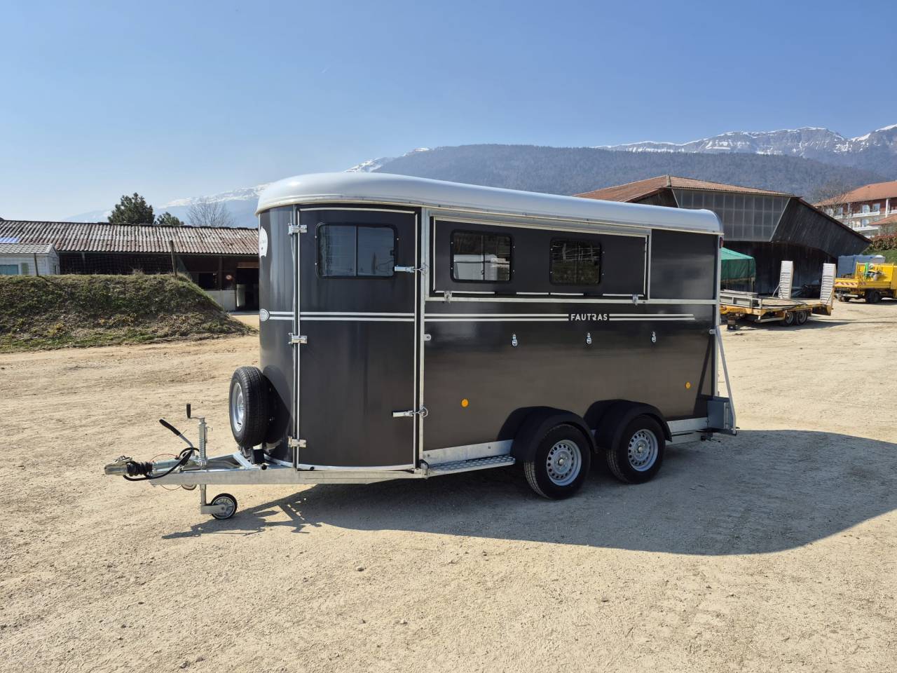 Trailer Fautras oblic +3 3 Cavalli 2026 Nuovo