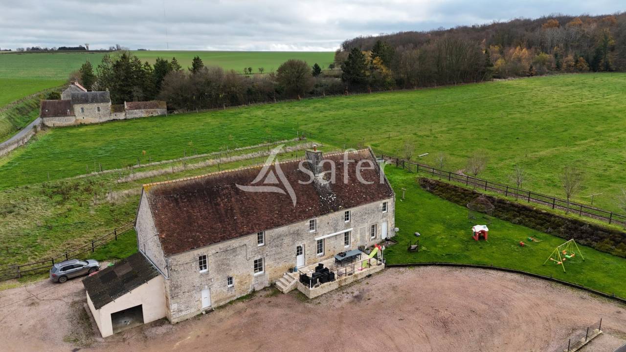 Propriet&agrave; rurale In vendita Calvados
