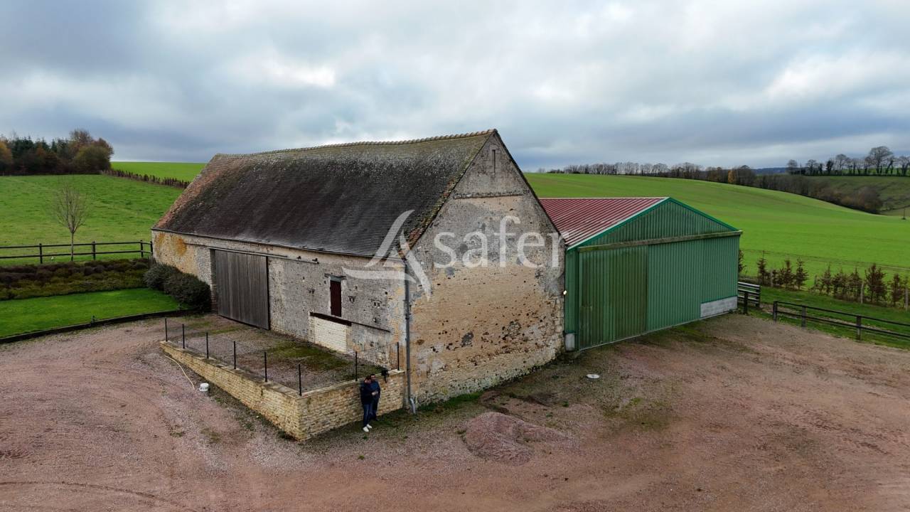 Propriet&agrave; rurale In vendita Calvados