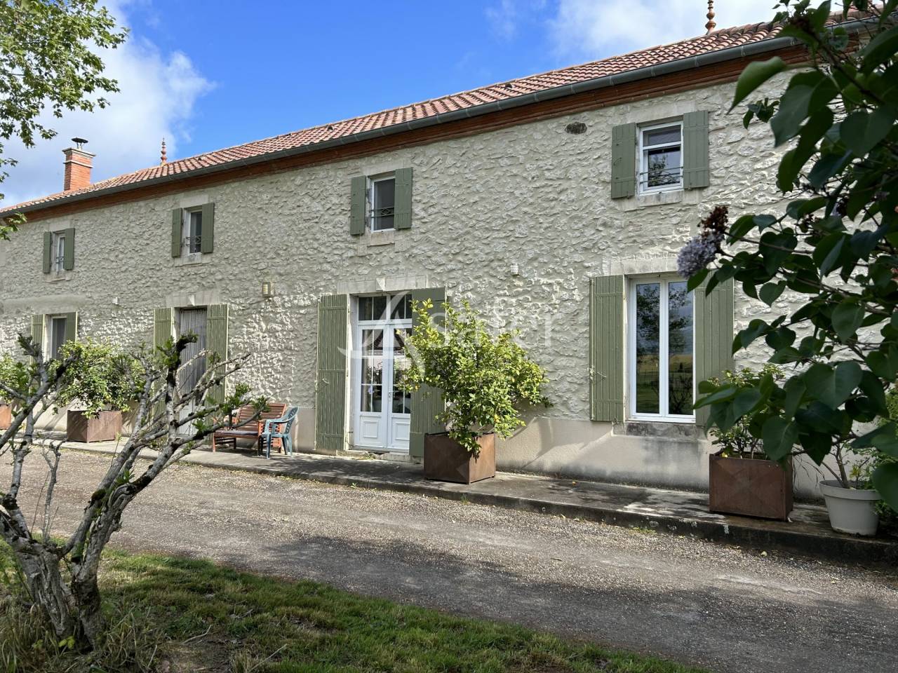 Azienda agricola In vendita Lot-et-Garonne