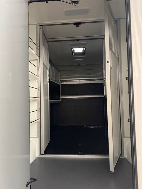 Van per Cavalli AKX Opel Movano 2026 Nuovo