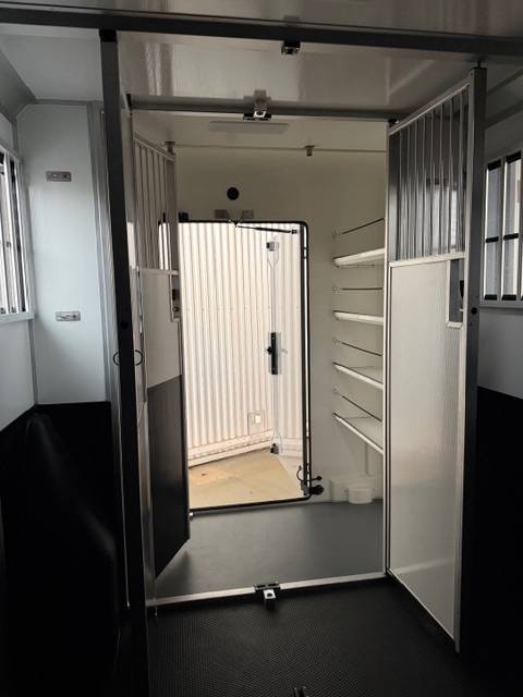 Van per Cavalli AKX Opel Movano 2026 Nuovo