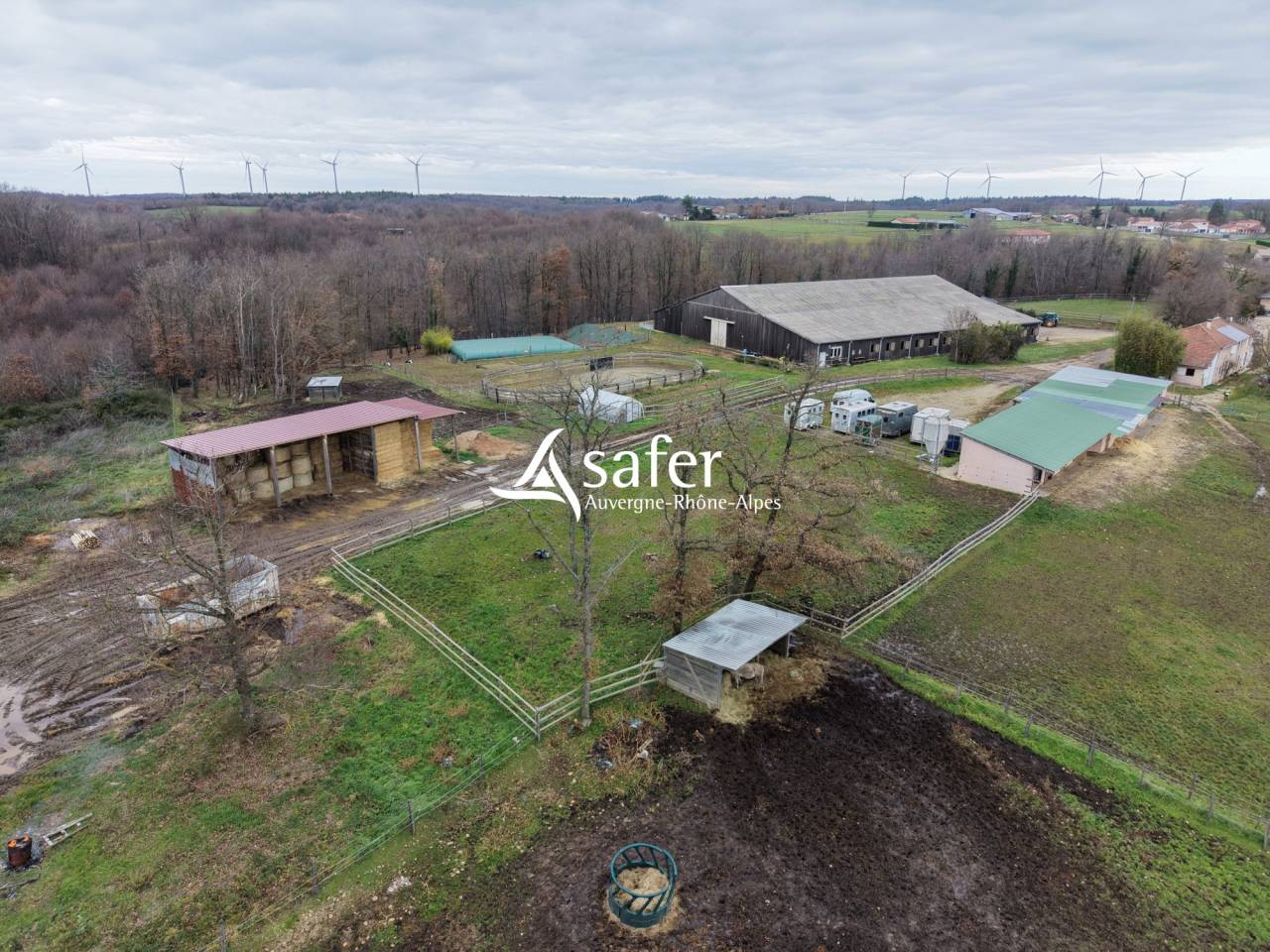 Propriet&agrave; equestre In vendita Dr&ocirc;me