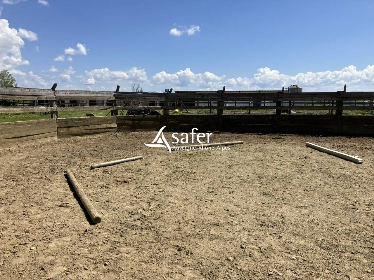 Propriet&agrave; equestre In vendita Dr&ocirc;me