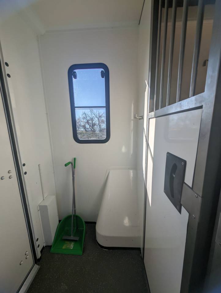 Van per Cavalli Ameline HARAS 3 PLACES RENAULT MASTER 2016 Occasione