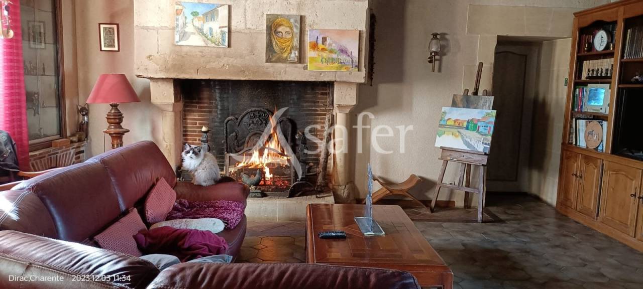 Propriet&agrave; equestre In vendita Charente