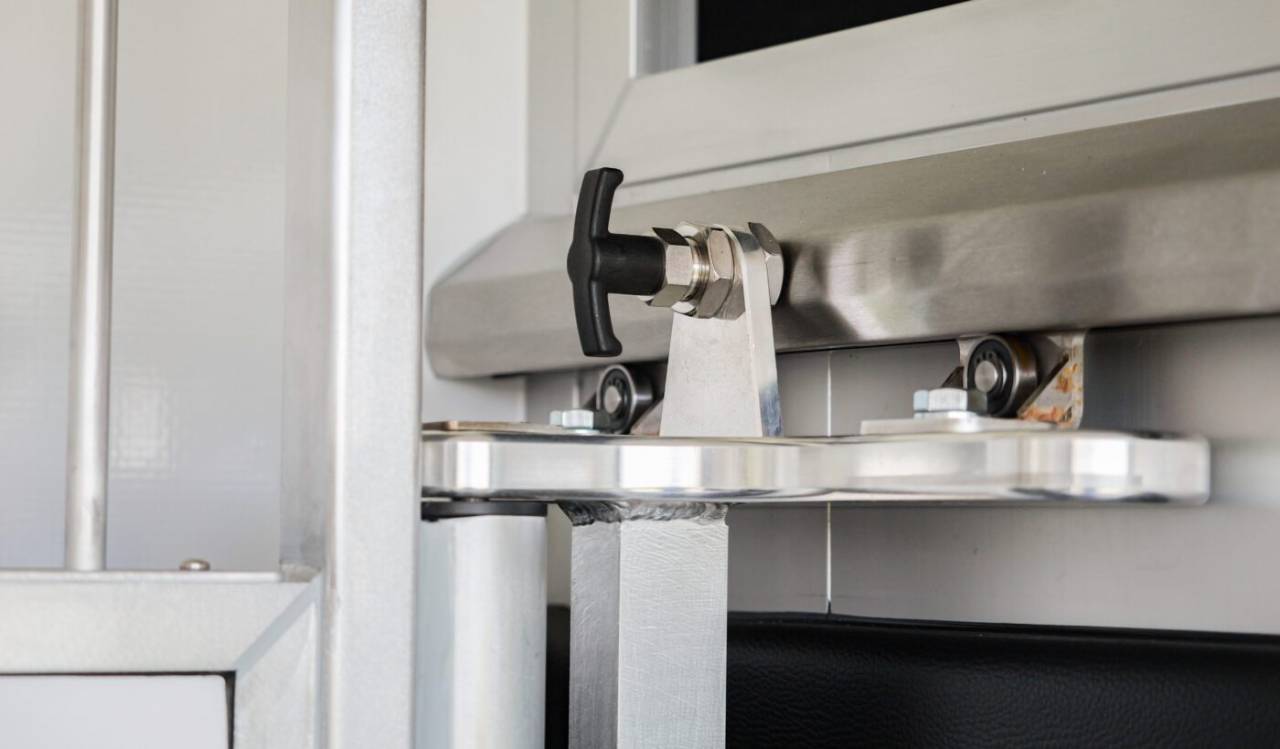 Van per Cavalli AKX Akx stallion 2026 Nuovo