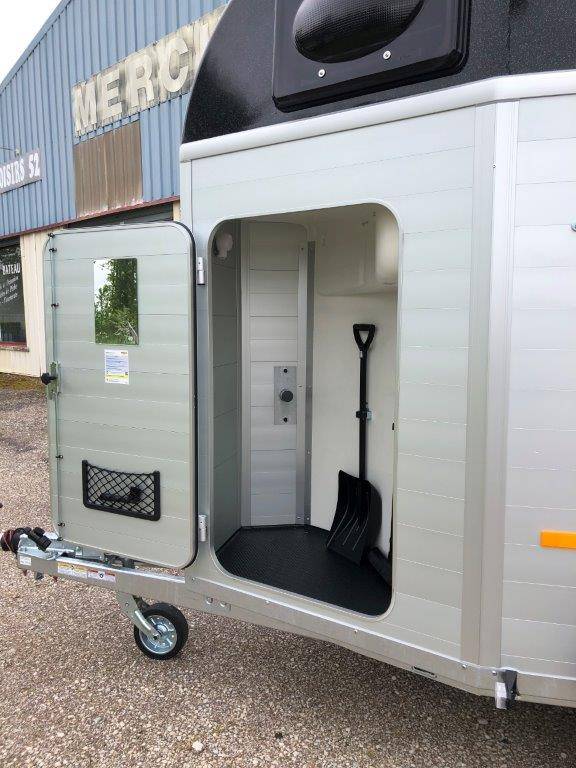 Trailer Humbaur EQUITOS 2 Cavalli 2026 Nuovo