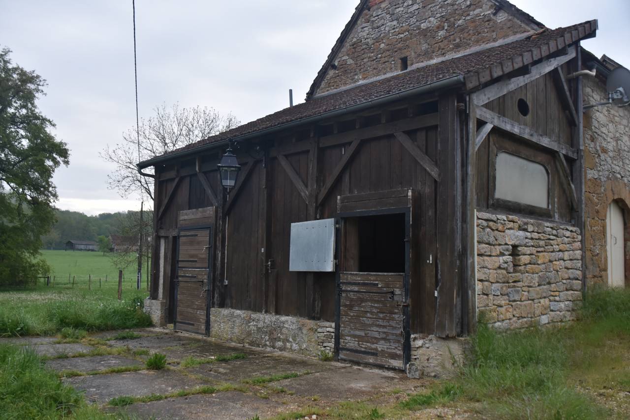 Propriet&agrave; equestre In vendita Lot