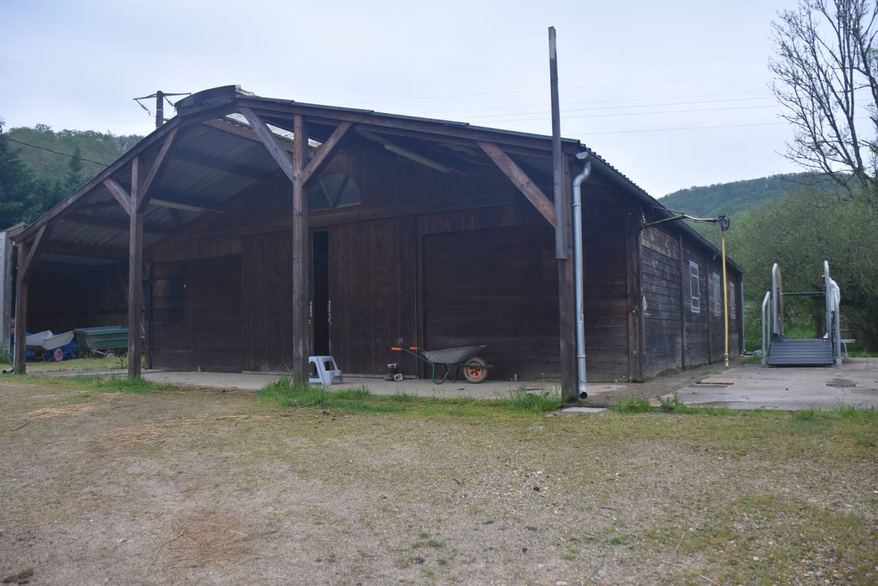 Propriet&agrave; equestre In vendita Lot