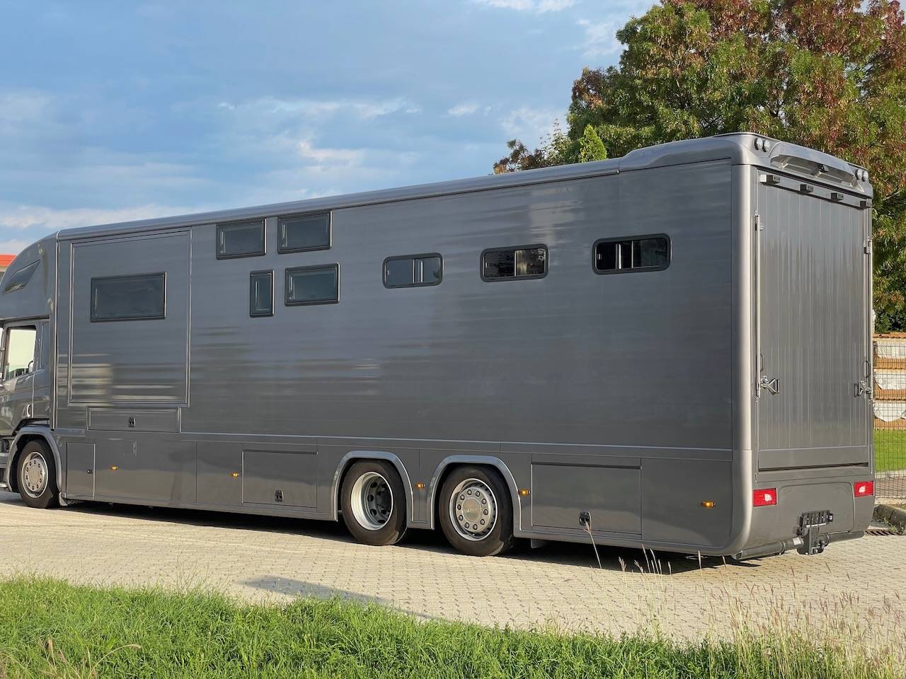 Camion per Cavalli Scania SCANIA 0 Occasione