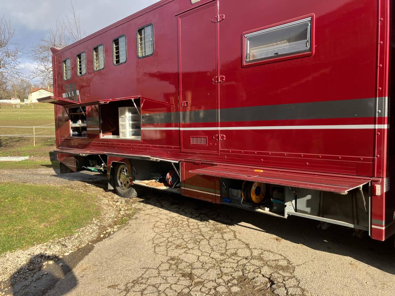 Camion per Cavalli Renault M200 1992 Occasione