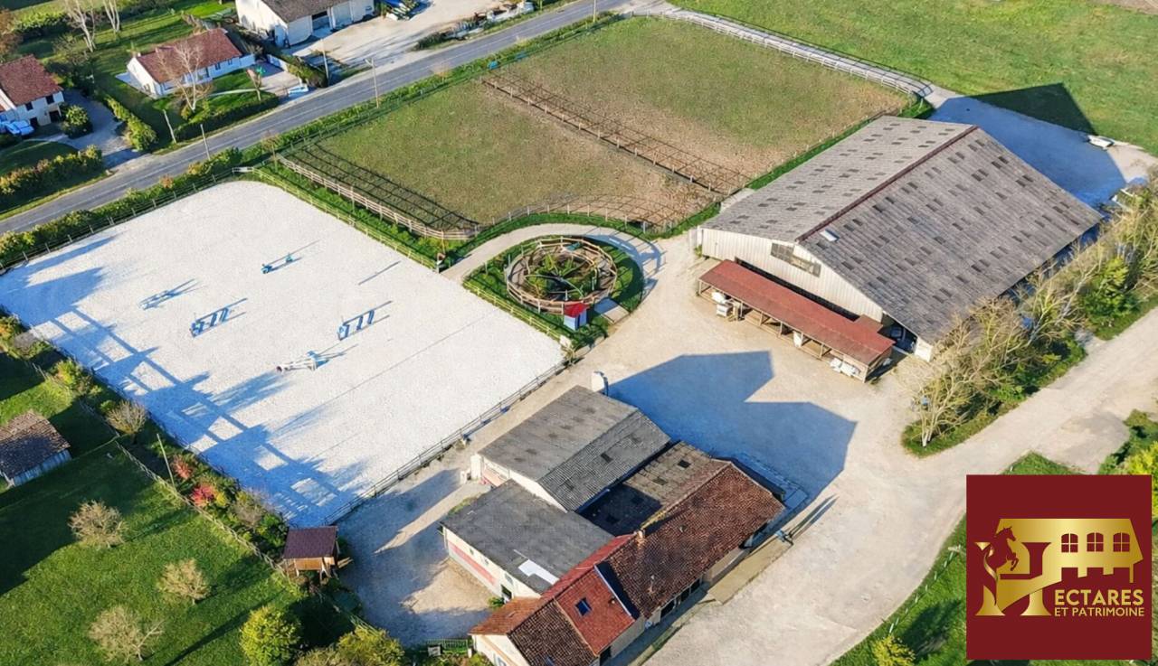 Scuderia per proprietari In vendita Sa&ocirc;ne-et-Loire