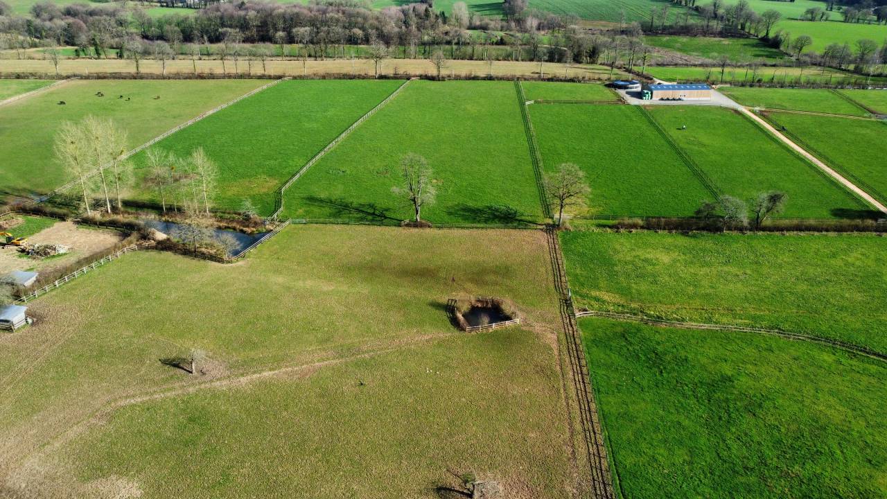 Centro di stagione cavallo In vendita Orne