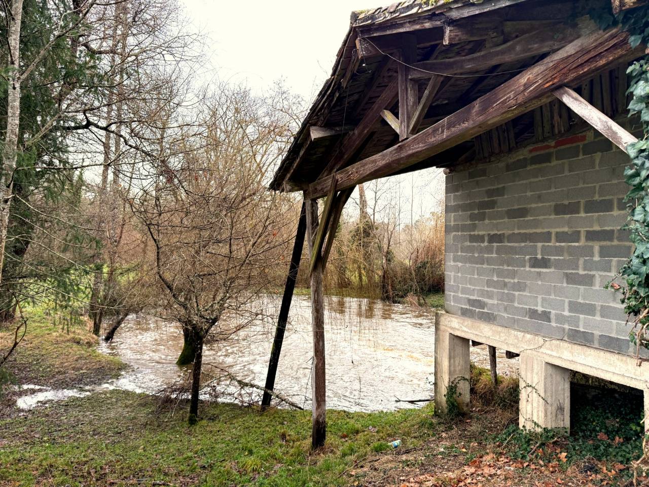 Propriet&agrave; equestre In vendita Charente-Maritime