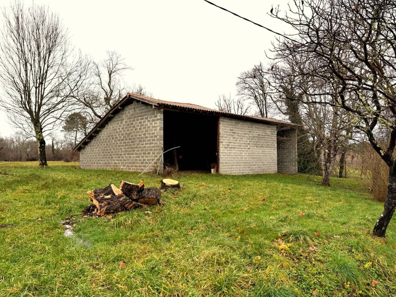 Propriet&agrave; equestre In vendita Charente-Maritime