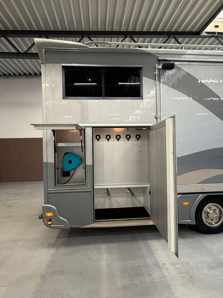 Camion per Cavalli Man 12.240 2008 Occasione