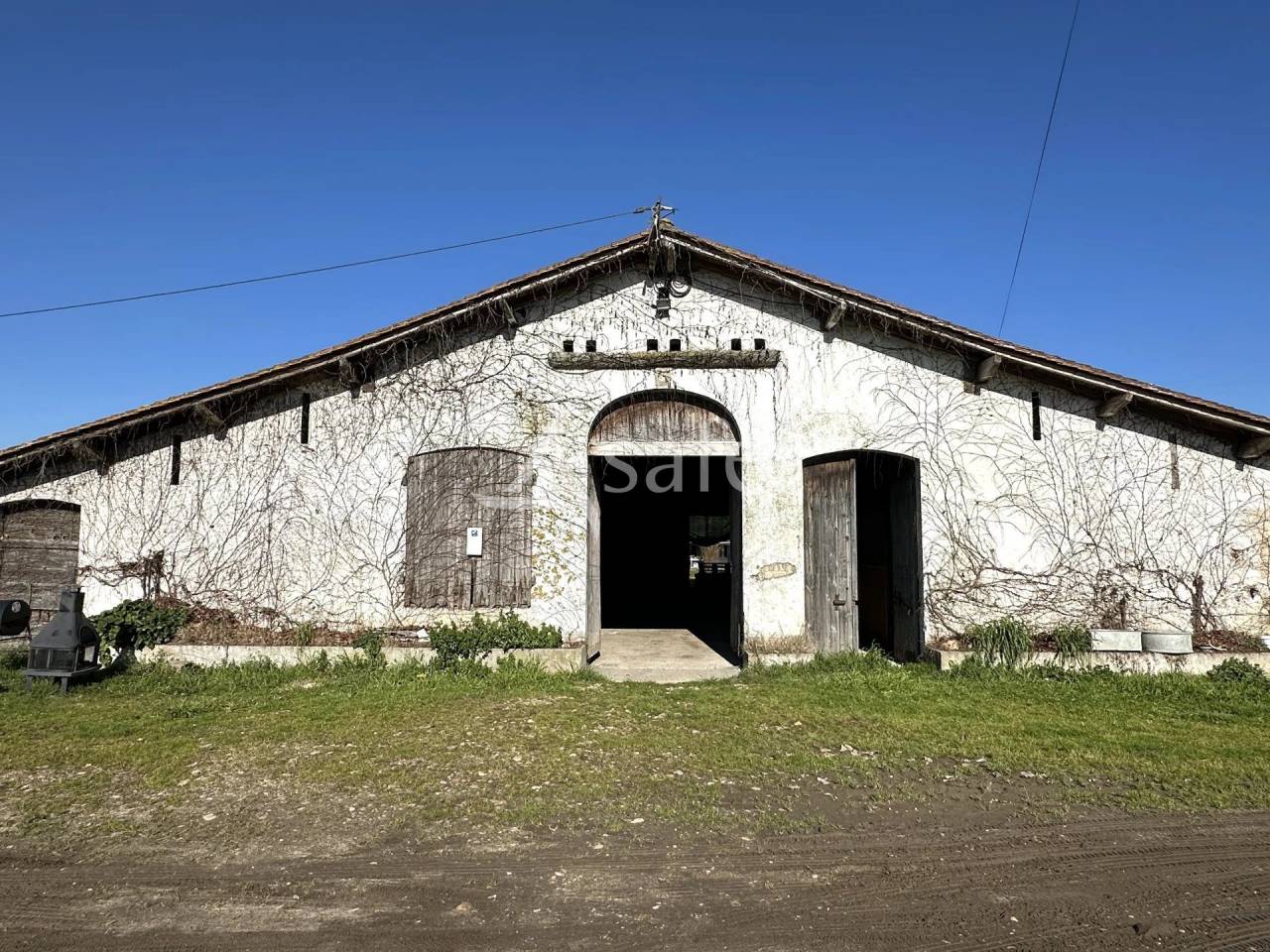 Propriet&agrave; equestre In vendita Dordogne