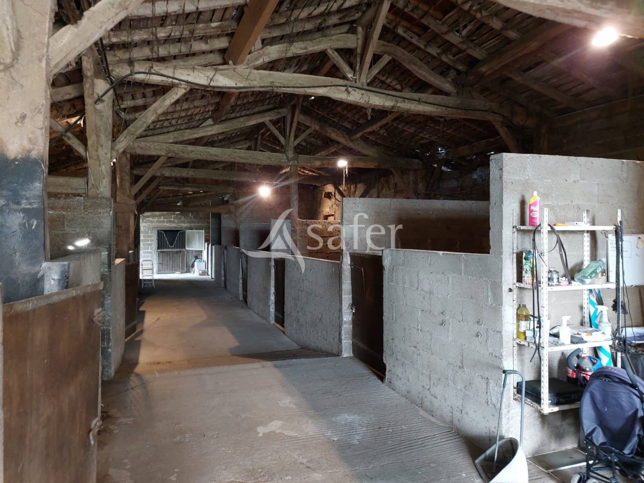 Propriet&agrave; equestre In vendita Dordogne