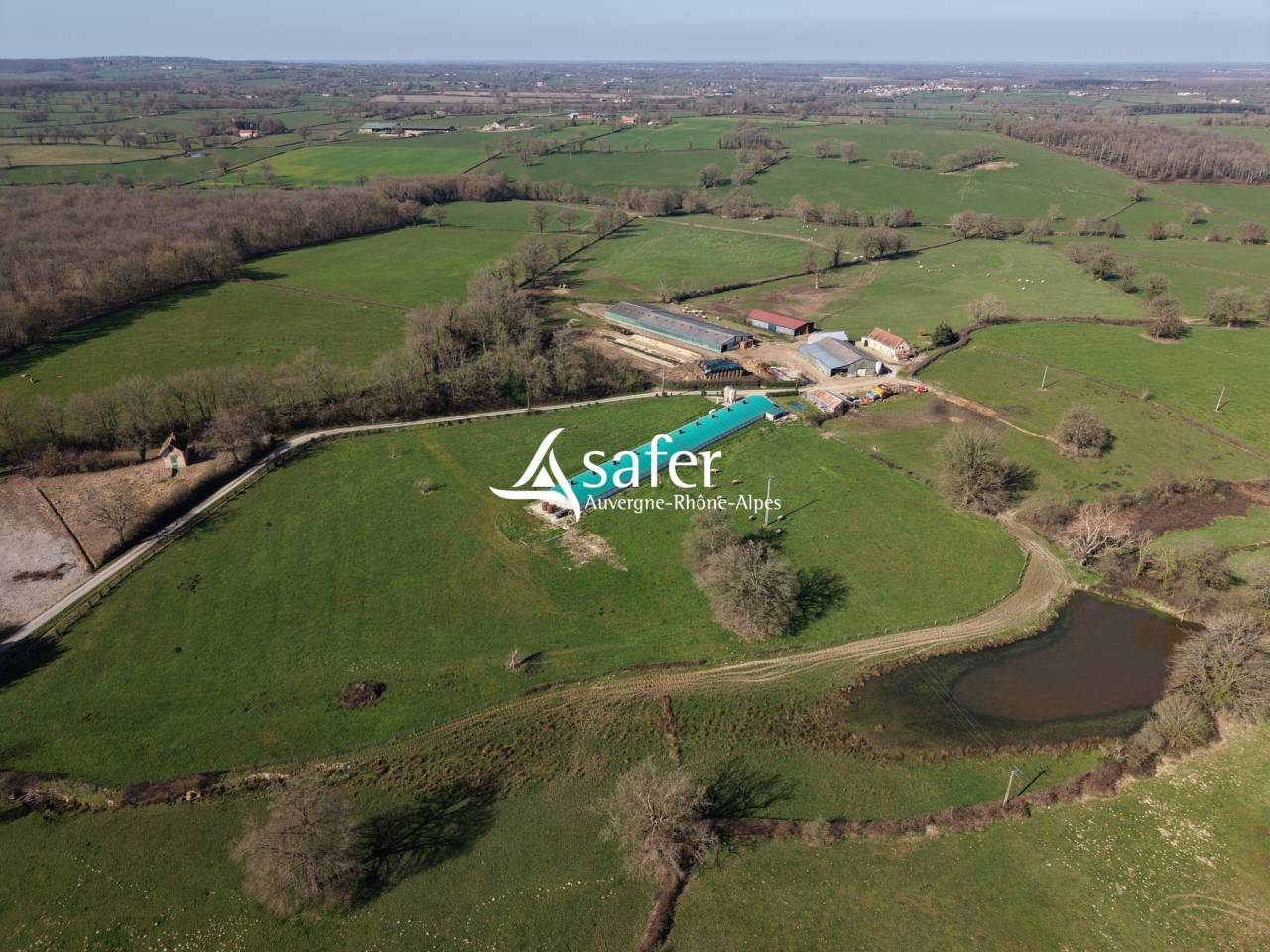 Azienda avicola In vendita Allier