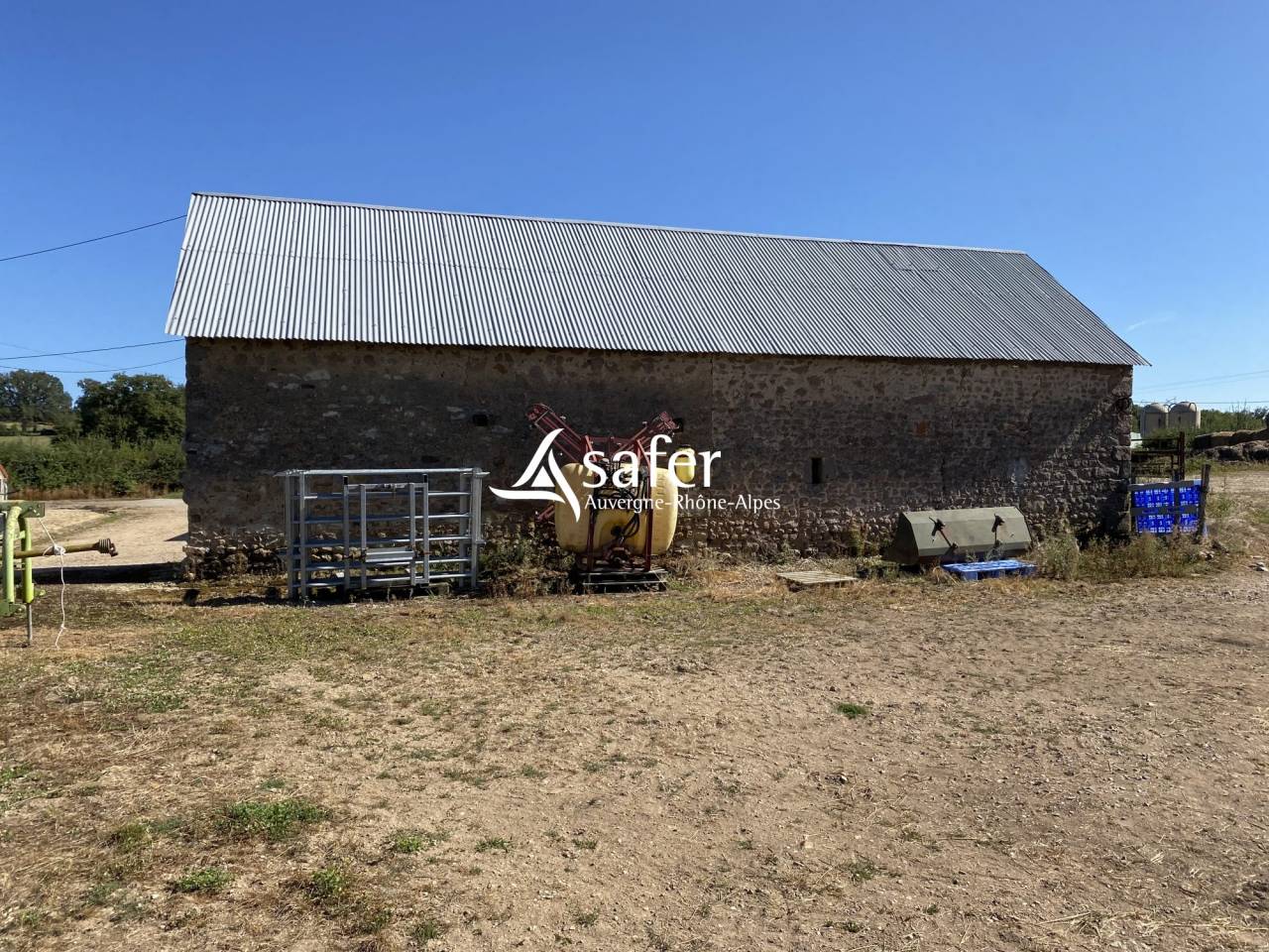 Azienda avicola In vendita Allier